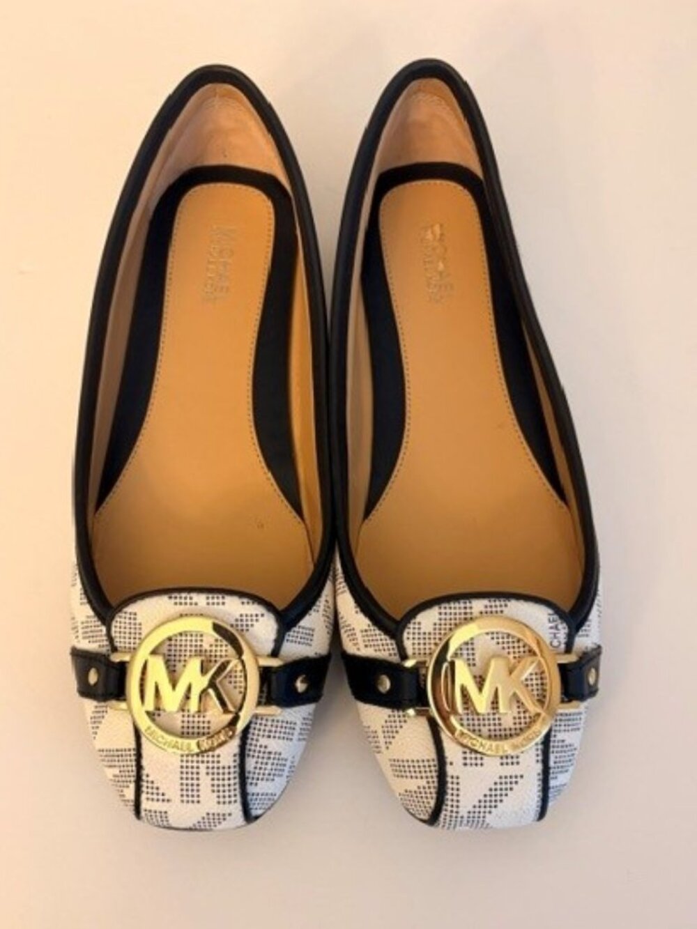 Michael Kors Fulton Logo Moccasin Flats White/Navy Gold MK Size 7M New w/ Box